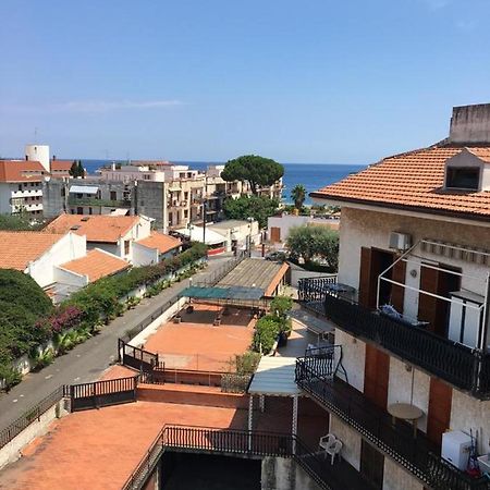 Villa Beda House Panoramica E Tranquilla Giardini-Naxos Exterior foto